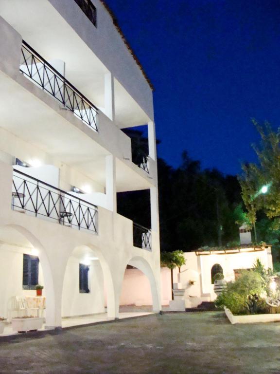 Villa Diamanti Kanapitsa  Eksteriør bilde